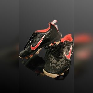 NIKE FastFlex Cleats